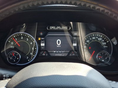 2022 RAM 1500 Big Horn Crew Cab 4x4 5'7' Box