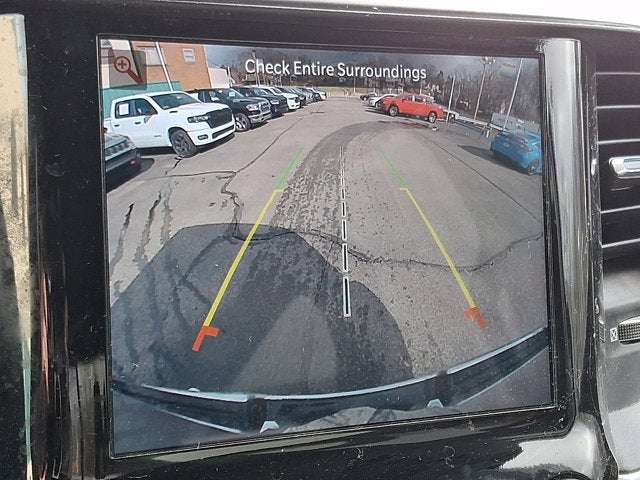 2022 RAM 1500 Big Horn Crew Cab 4x4 5'7' Box