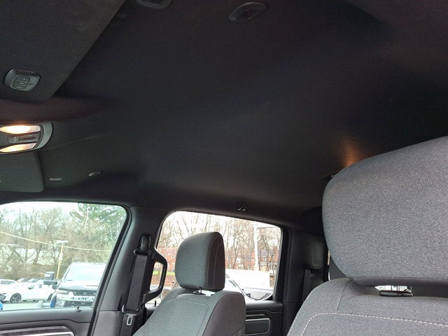 2022 RAM 1500 Big Horn Crew Cab 4x4 5'7' Box