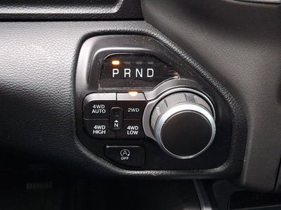 2022 RAM 1500 Big Horn Crew Cab 4x4 5'7' Box