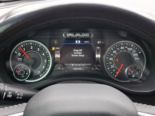 2022 RAM 1500 Big Horn Crew Cab 4x4 5'7' Box