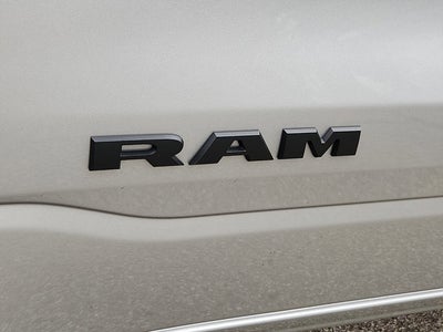 2024 RAM 1500 Big Horn Crew Cab 4x4 5'7' Box