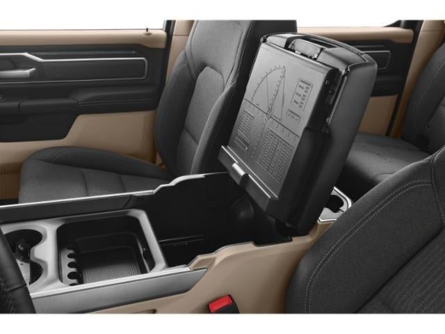 2020 RAM 1500 Big Horn Crew Cab 4x4 5'7' Box