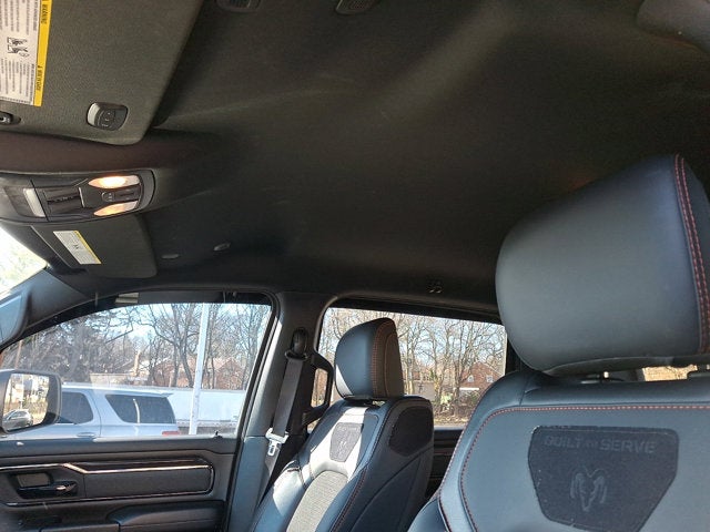 2022 RAM 1500 Big Horn Crew Cab 4x4 5'7' Box