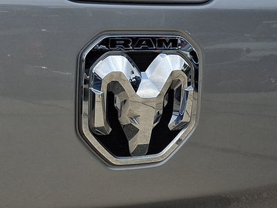 2023 RAM 1500 Laramie Crew Cab 4x4 5'7' Box