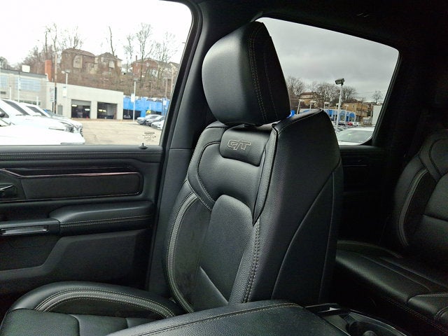 2022 RAM 1500 Laramie Crew Cab 4x4 5'7' Box