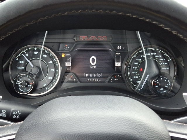 2022 RAM 1500 Laramie Crew Cab 4x4 5'7' Box