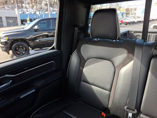 2022 RAM 1500 Laramie Crew Cab 4x4 5'7' Box