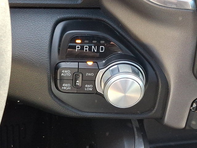 2022 RAM 1500 Laramie Crew Cab 4x4 5'7' Box