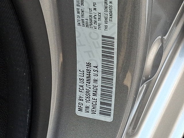 2022 RAM 1500 Laramie Crew Cab 4x4 5'7' Box