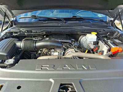 2022 RAM 1500 Laramie Crew Cab 4x4 5'7' Box