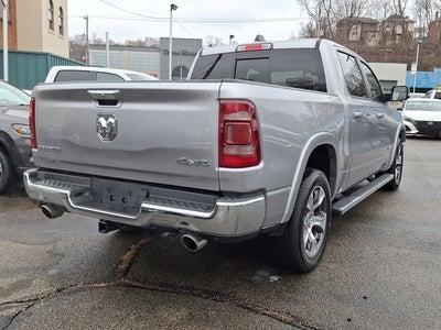 2022 RAM 1500 Laramie Crew Cab 4x4 5'7' Box