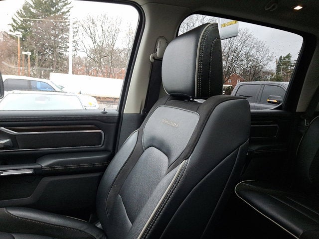 2022 RAM 1500 Laramie Crew Cab 4x4 5'7' Box