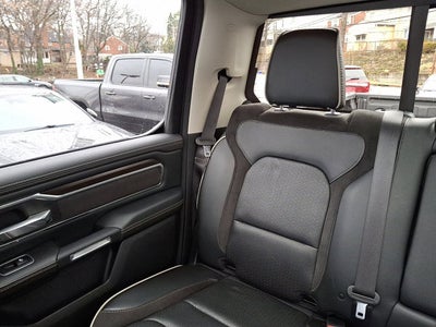 2022 RAM 1500 Laramie Crew Cab 4x4 5'7' Box