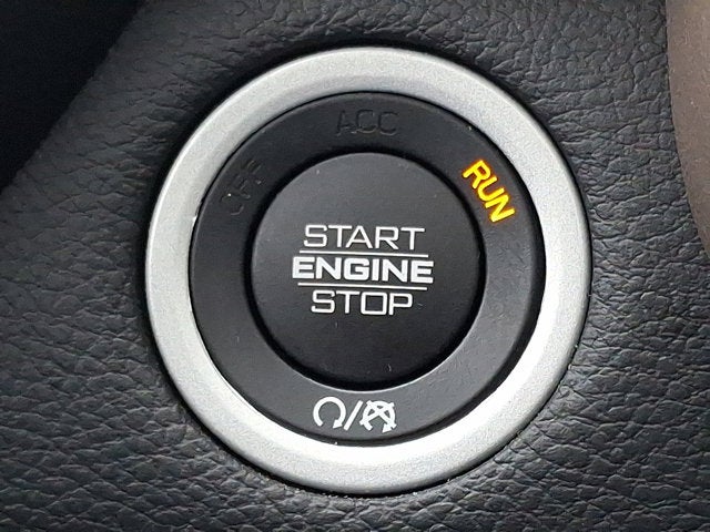 2022 RAM 1500 Laramie Crew Cab 4x4 5'7' Box