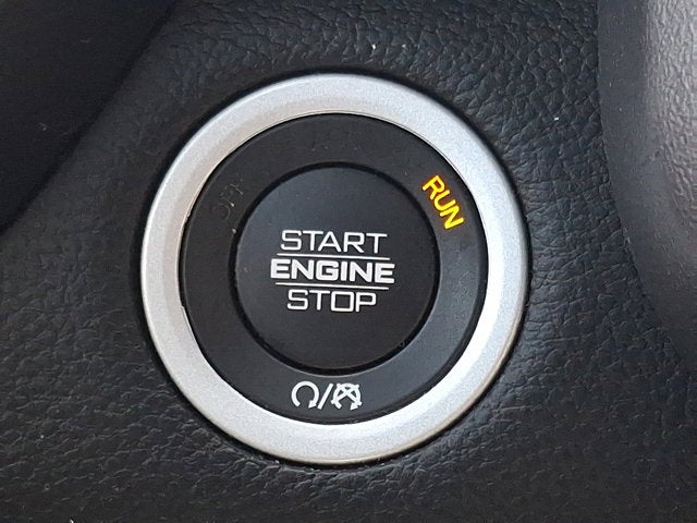 2022 RAM 1500 Big Horn Crew Cab 4x4 6'4' Box