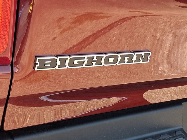 2022 RAM 1500 Big Horn Crew Cab 4x4 6'4' Box