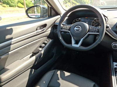 2025 Nissan Altima SR AWD