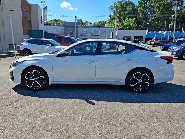 2025 Nissan Altima SR AWD