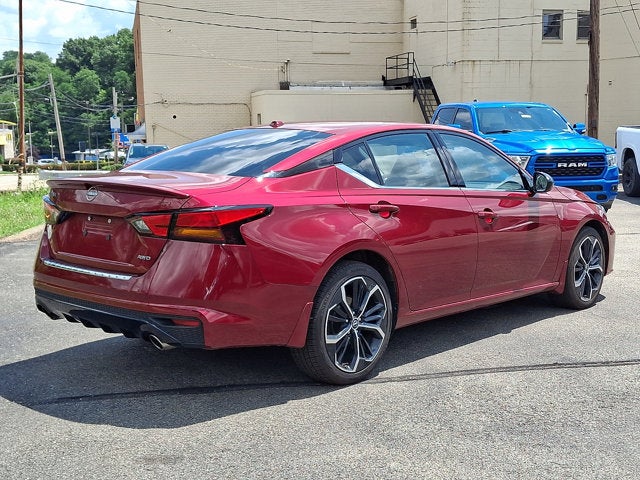 2023 Nissan Altima SR Intelligent AWD