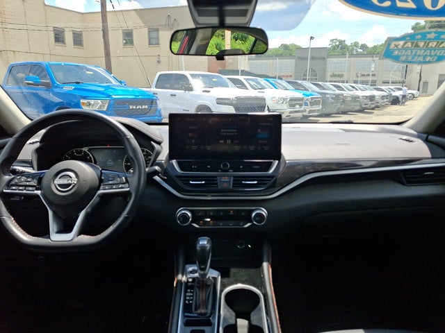 2023 Nissan Altima SR Intelligent AWD