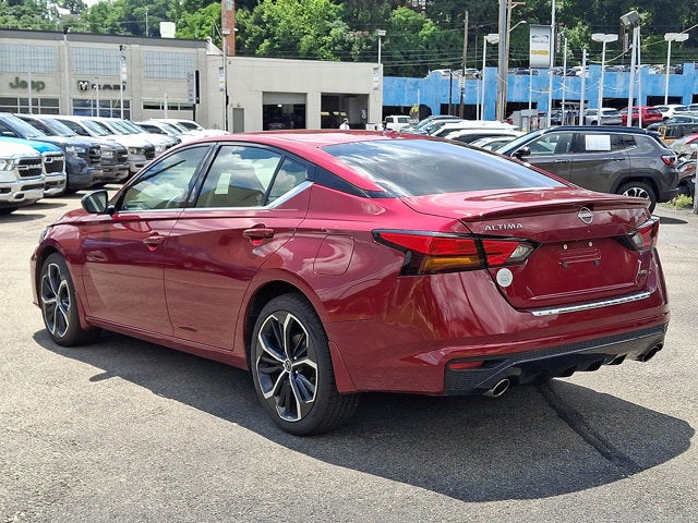 2023 Nissan Altima SR Intelligent AWD
