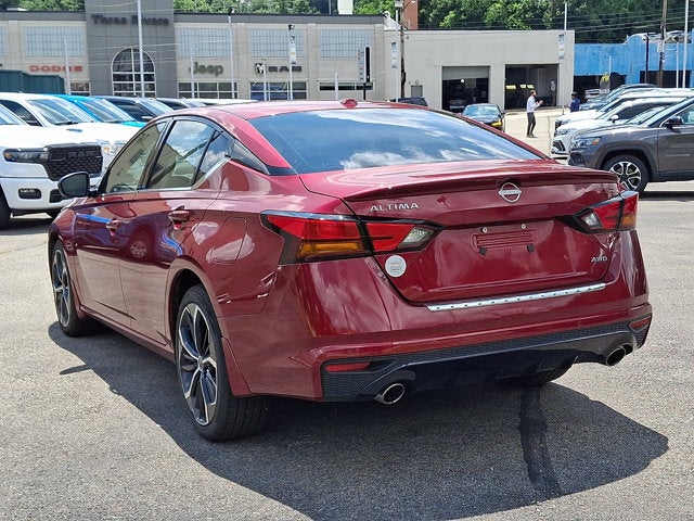 2023 Nissan Altima SR Intelligent AWD