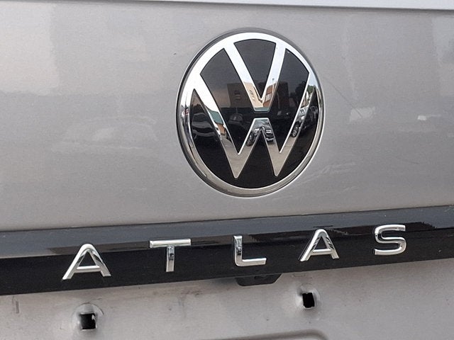 2023 Volkswagen Atlas Cross Sport 2.0T SEL R-Line Black