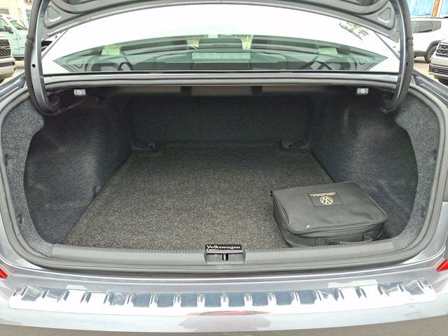 2021 Volkswagen Passat 2.0T R-Line