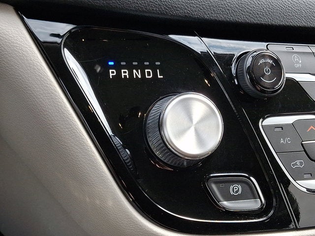 2021 Chrysler Voyager LX