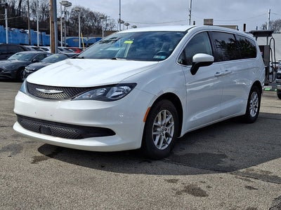 2021 Chrysler Voyager LX