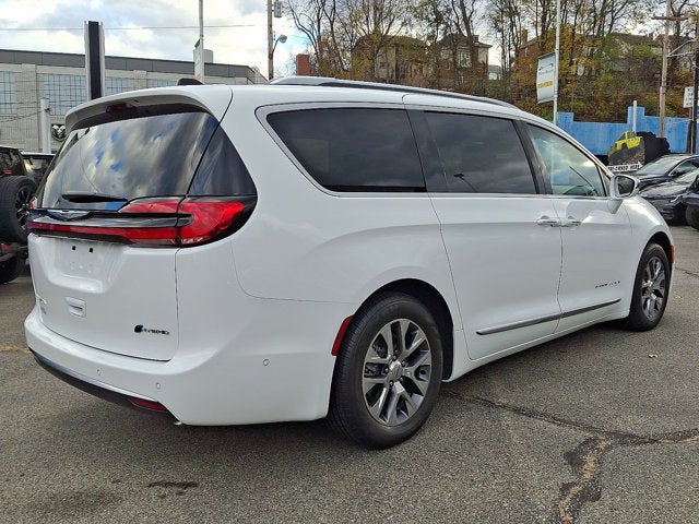 2024 Chrysler Pacifica Pinnacle