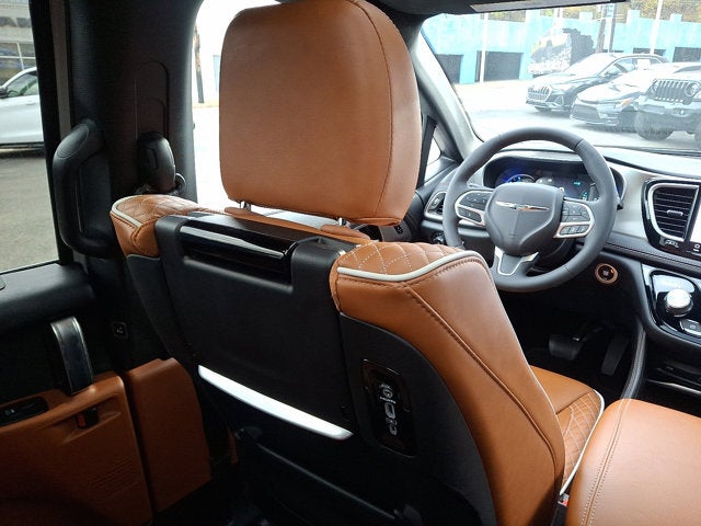 2024 Chrysler Pacifica Pinnacle