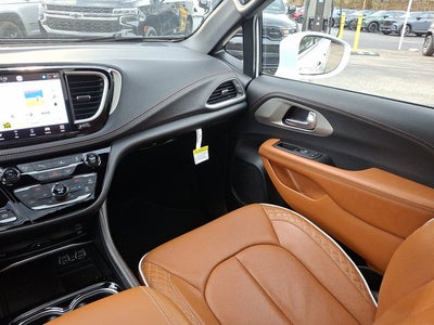 2024 Chrysler Pacifica Pinnacle