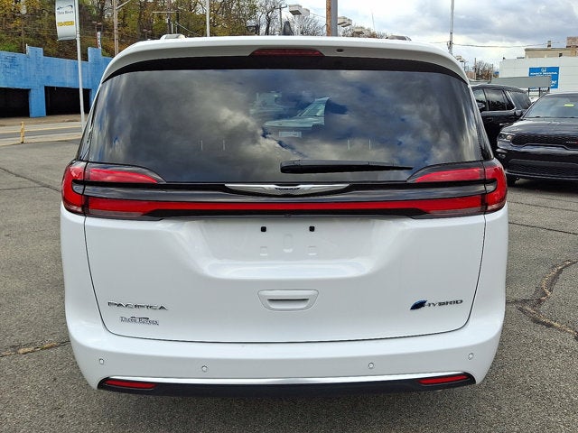 2024 Chrysler Pacifica Pinnacle