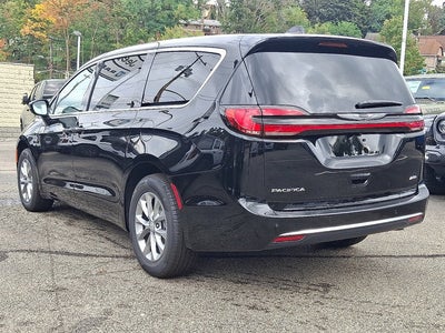 2026 Chrysler Pacifica PACIFICA SELECT AWD