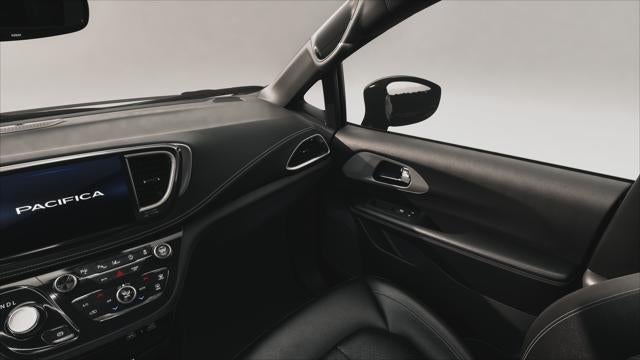 2027 Chrysler Pacifica PACIFICA SELECT AWD