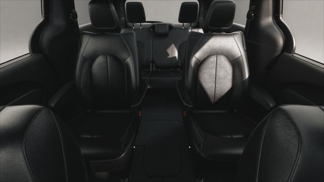 2027 Chrysler Pacifica PACIFICA SELECT AWD