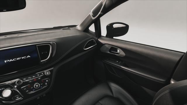 2027 Chrysler Pacifica PACIFICA SELECT AWD