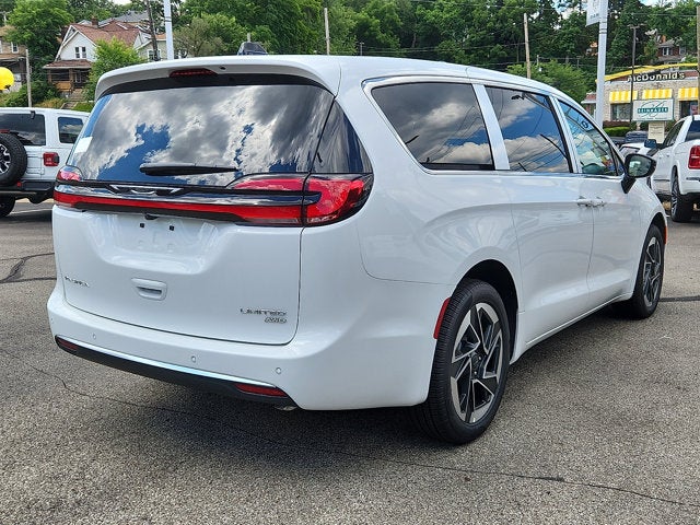 2027 Chrysler Pacifica PACIFICA LIMITED AWD