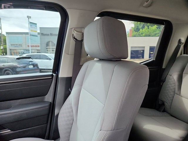 2023 Toyota Tundra 4WD SR5