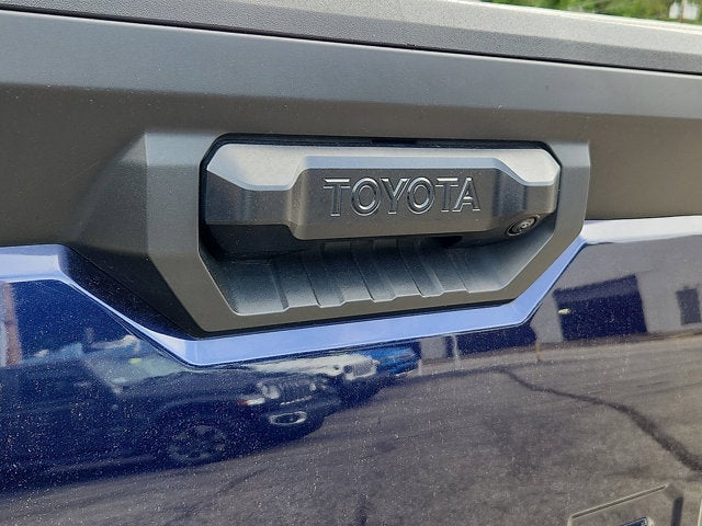 2023 Toyota Tundra 4WD SR5