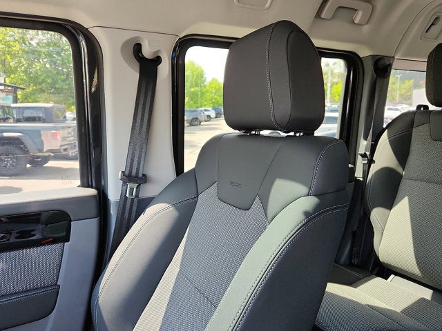 2024 Ineos Grenadier Station Wagon Base