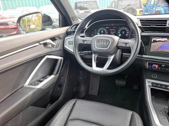 2024 Audi Q3 Premium 45 TFSI S line quattro Tiptronic