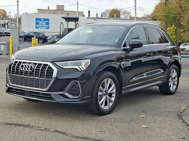 2024 Audi Q3 Premium 45 TFSI S line quattro Tiptronic