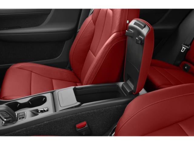 2021 Volvo XC40 T5 Inscription