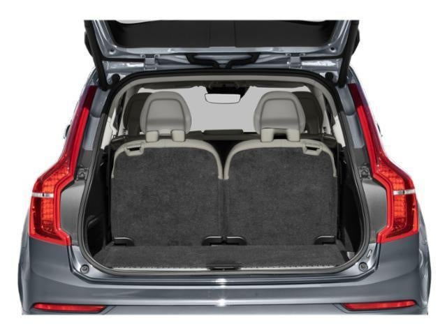 2022 Volvo XC90 T6 Inscription 7 Passenger