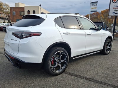 2024 Alfa Romeo Stelvio Veloce AWD