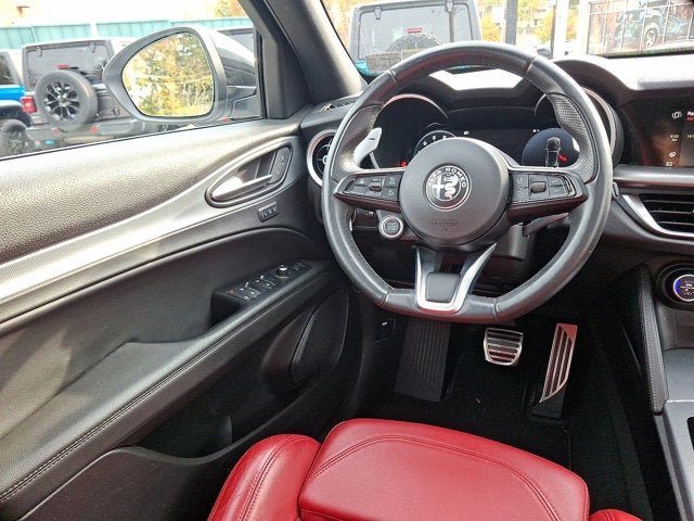 2024 Alfa Romeo Stelvio Veloce AWD